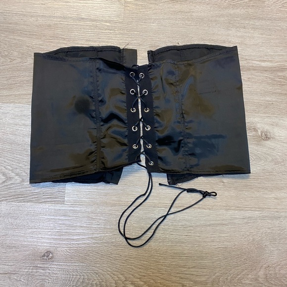Corset top - Picture 2 of 3